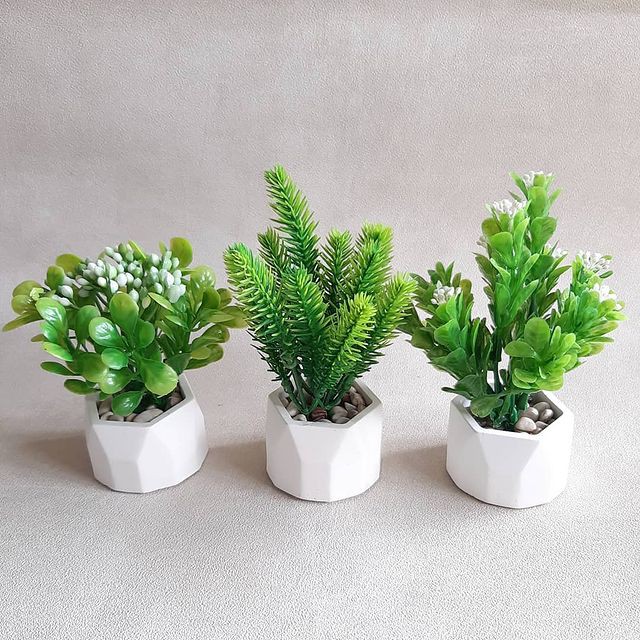 BUNGA RANGKAI MINI DAUN HIJAU bunga rangkai artificial BUNGA RANGKAI MINI DAUN HIJAU bunga rangkai artificial