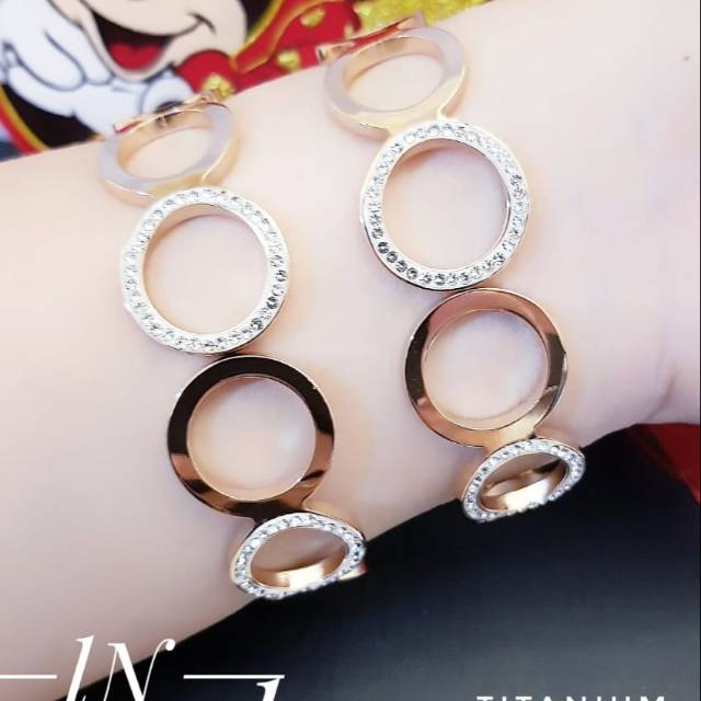 Titanium gelang 0207j