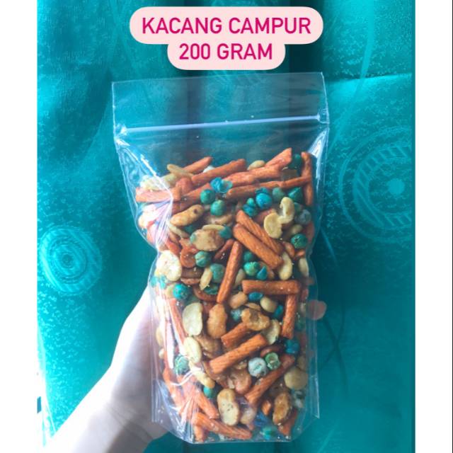 

KACANG CAMPUR 200 gram