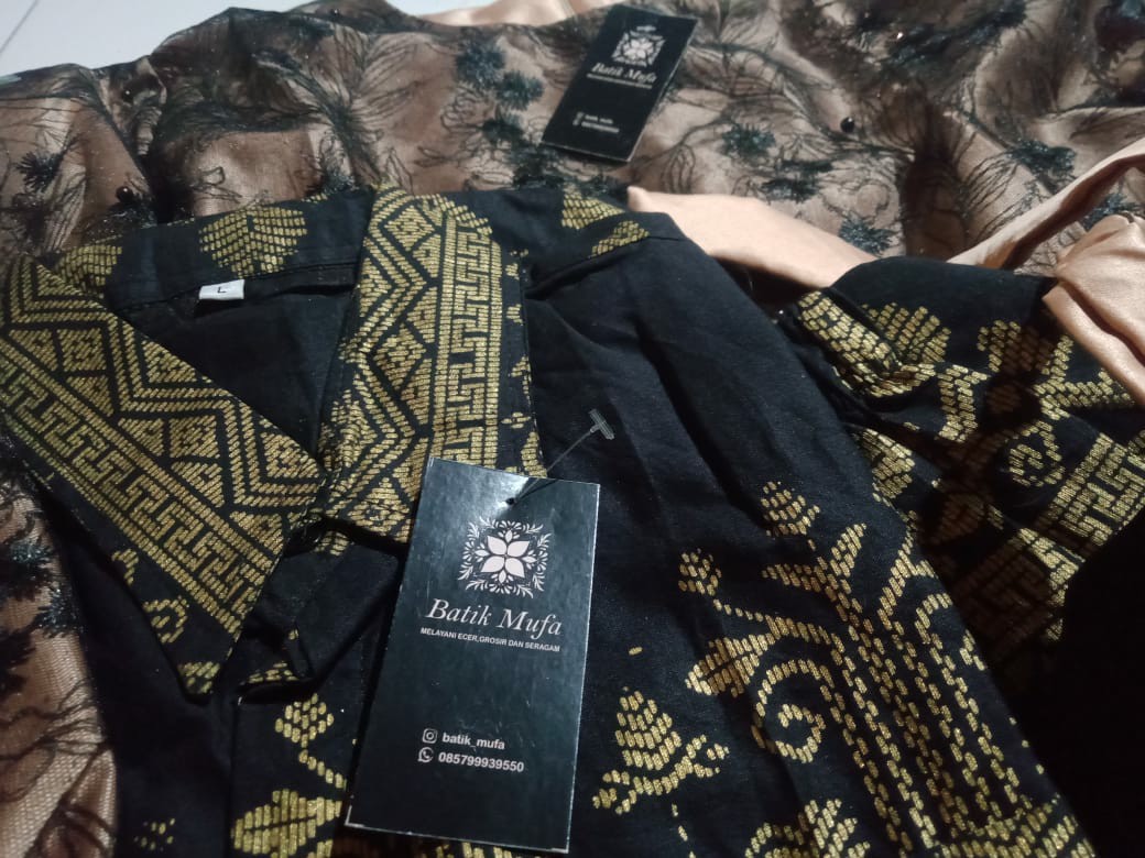 Kebaya Batik Bestseller Couple Nawang Ayu Series (free Hijab)