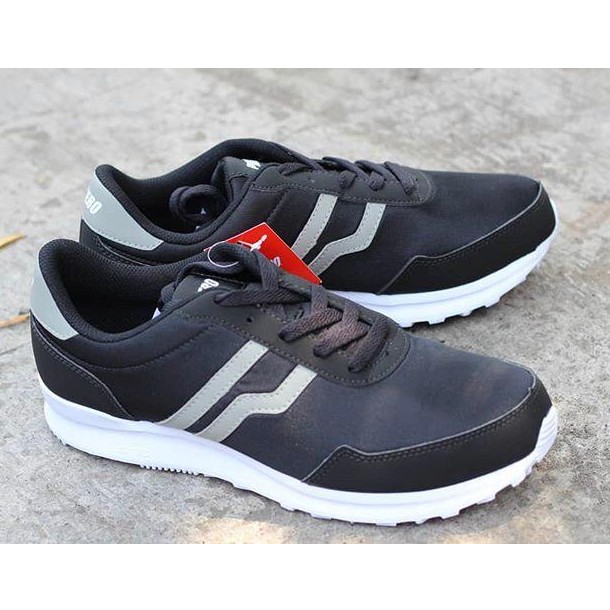 Sepatu Piero City Core B