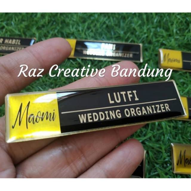 

Name Tag Kuningan Magnet