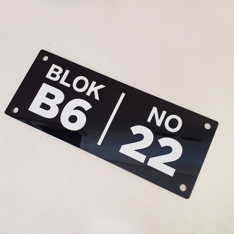 

Nomor Rumah Acrylic 30x12cm
