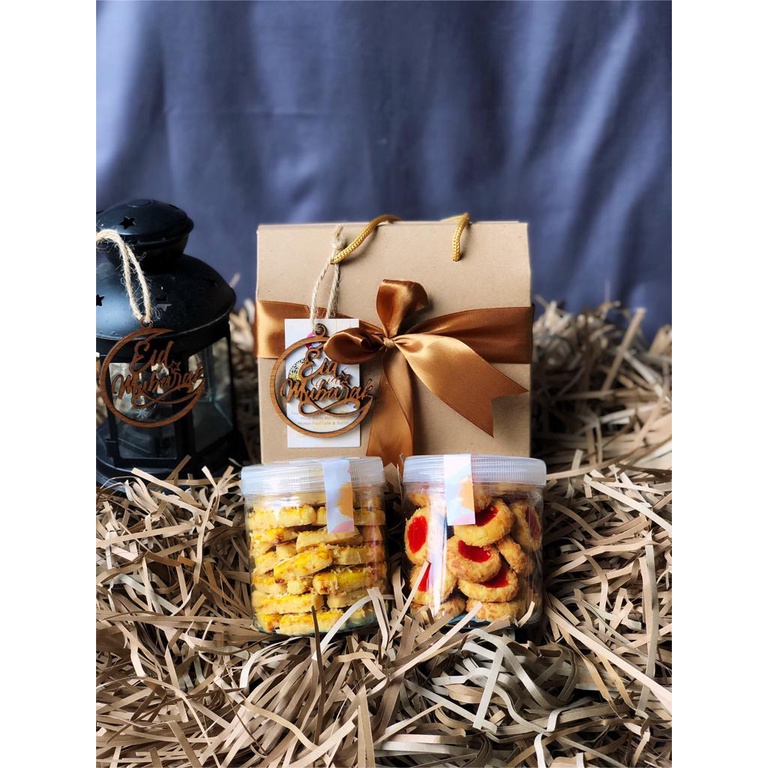 

Hampers Lebaran Kastangel + Cheese Strawberry