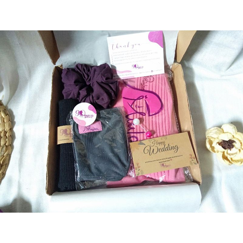 

Gift box hijab |kado ultah|anniversary|happy wedding|selamat