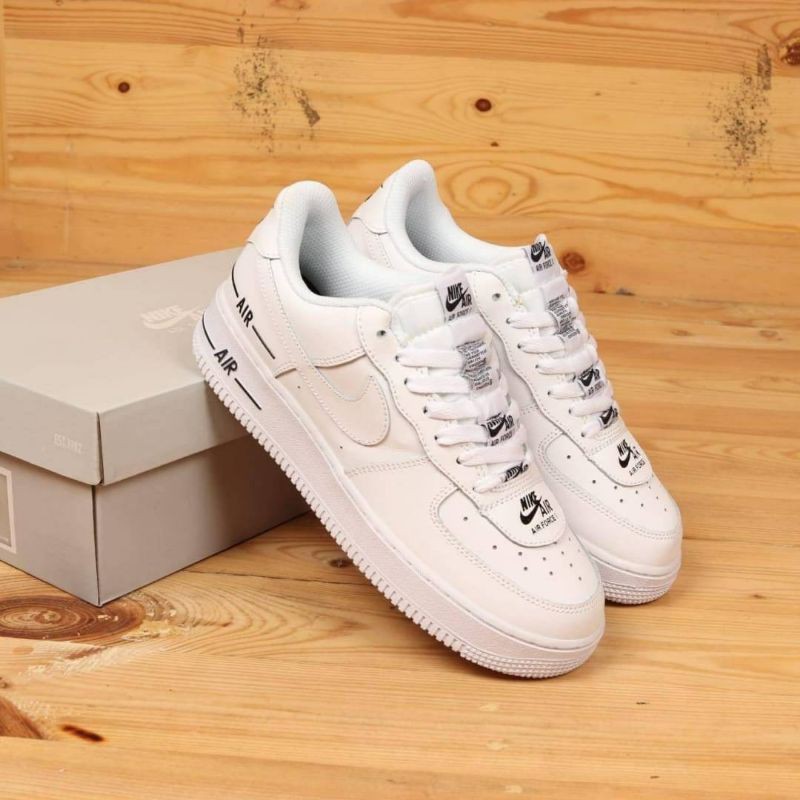 nike air force one lv8 white black