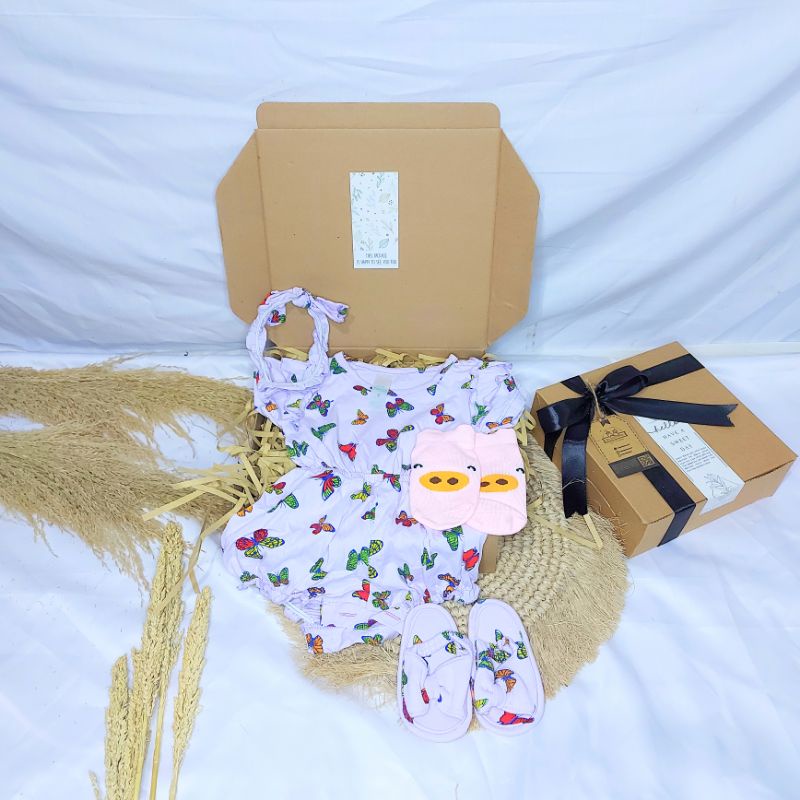 KADO BAYI | HAMPERS BAYI | JUMPER BAYI | JUMPSUIT BAYI | DRESS BAYI PEREMPUAN | BAJU BAYI LAKI LAKI | HAMPERS BAYI NEWBORN | HAMPERS BABY BOY | HAMPERS BABY GIRL | SETELAN ANAK LAKI LAKI | SETELAN ANAK PEREMPUAN | BABY GIFT | PARCEL NEWBORN | KADO LAHIRAN-cutebutterfly+sandal
