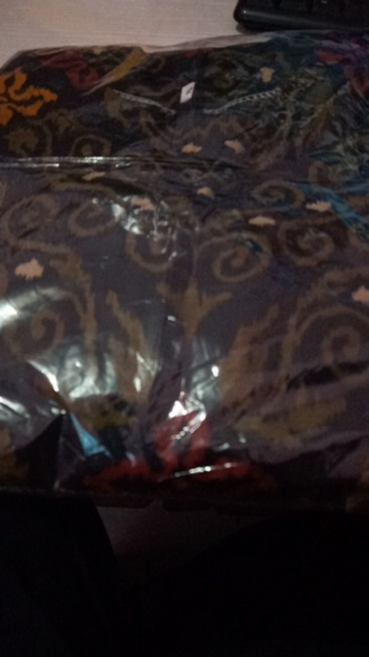 Batik Couple | Batik Couple Modern | Baju Batik Couple | Couple Batik Modern