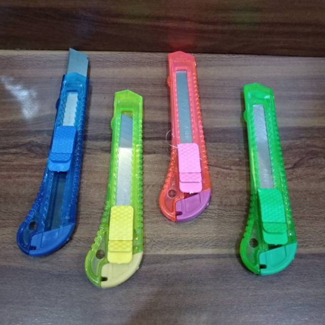 

cuter renceng isi 12 pcs ( ASAHi )