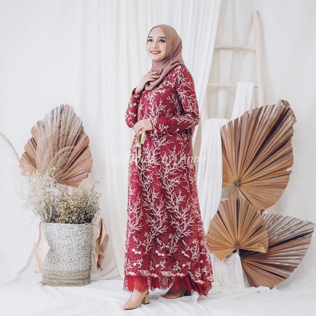 Elsa dress motif akar akar