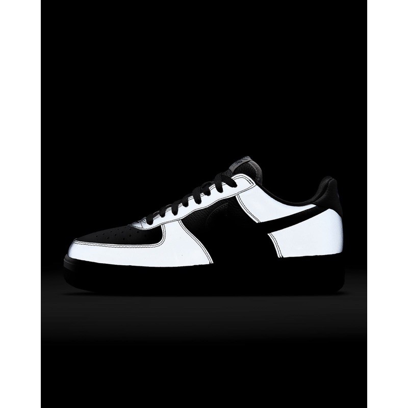 nike af1 silver snake