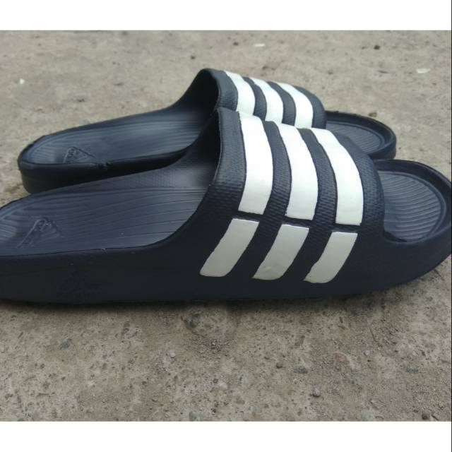 sandal adidas duramo