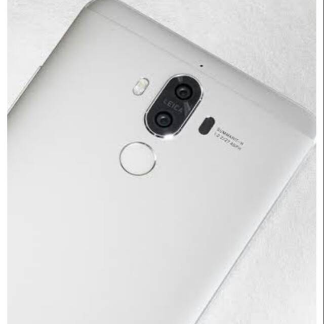Huawei Mate 9 rear lens camera