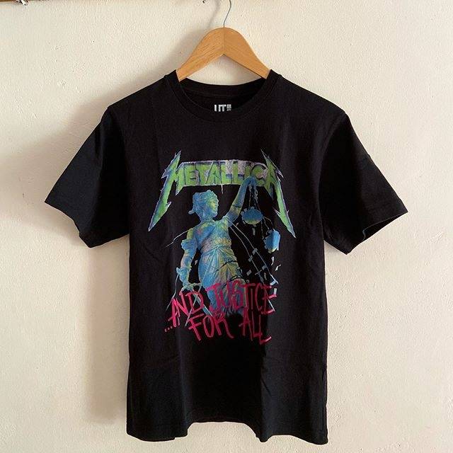 kaos metallica x uniqlo