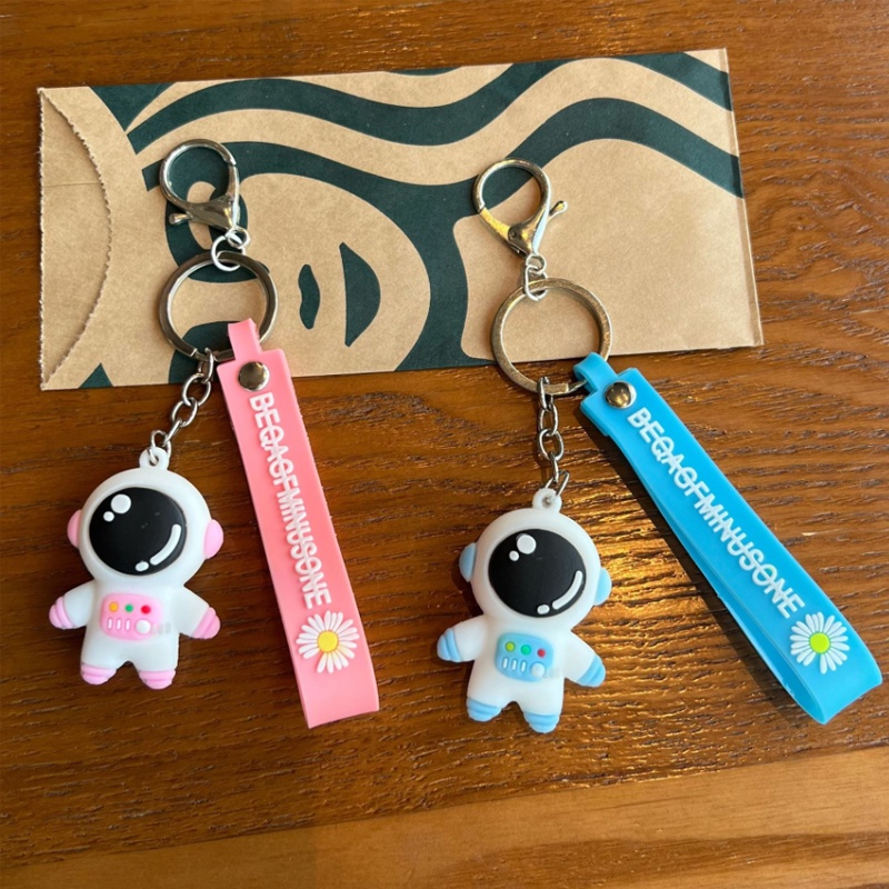 Gantungan Kunci Astronot Kartun Unisex Desain Kreatif Dan Bahan Tahan Lama