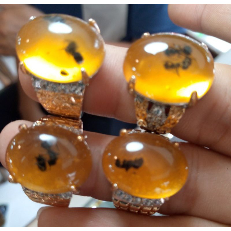 Batu cincin getah katilayu semut natural