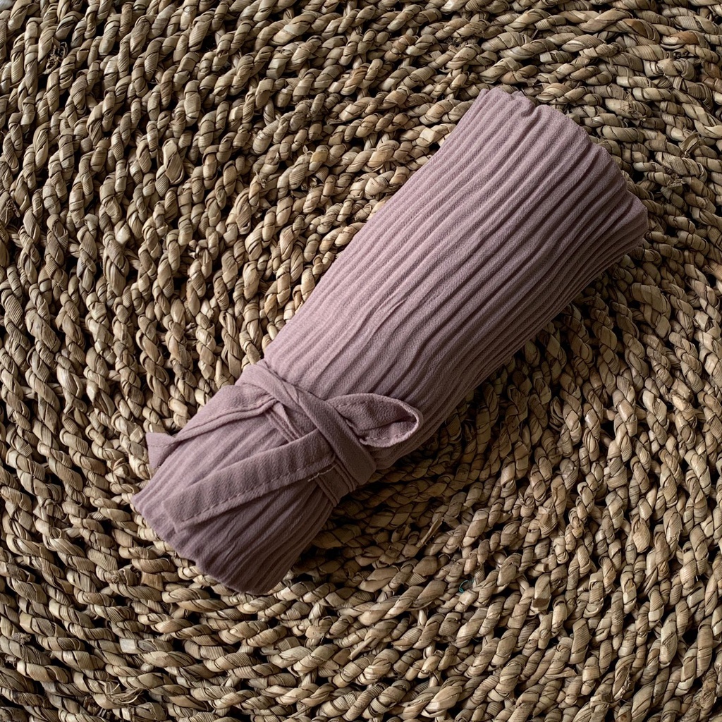 BERGO PLISKET LIDI PREMIUM Jilbab Instan tali Non tali Bahan Ceruty Jahit tepi-Tali COFFEE