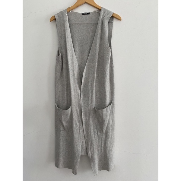 (PRELOVED 1x) STRADIVARIUS OUTER SLIT OUTWEAR / CARDIGAN ABU