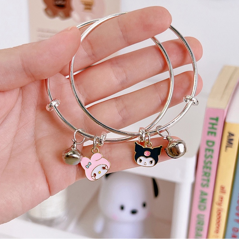 Gelang Tangan Silver Desain Hati Adjustable Untuk Wanita