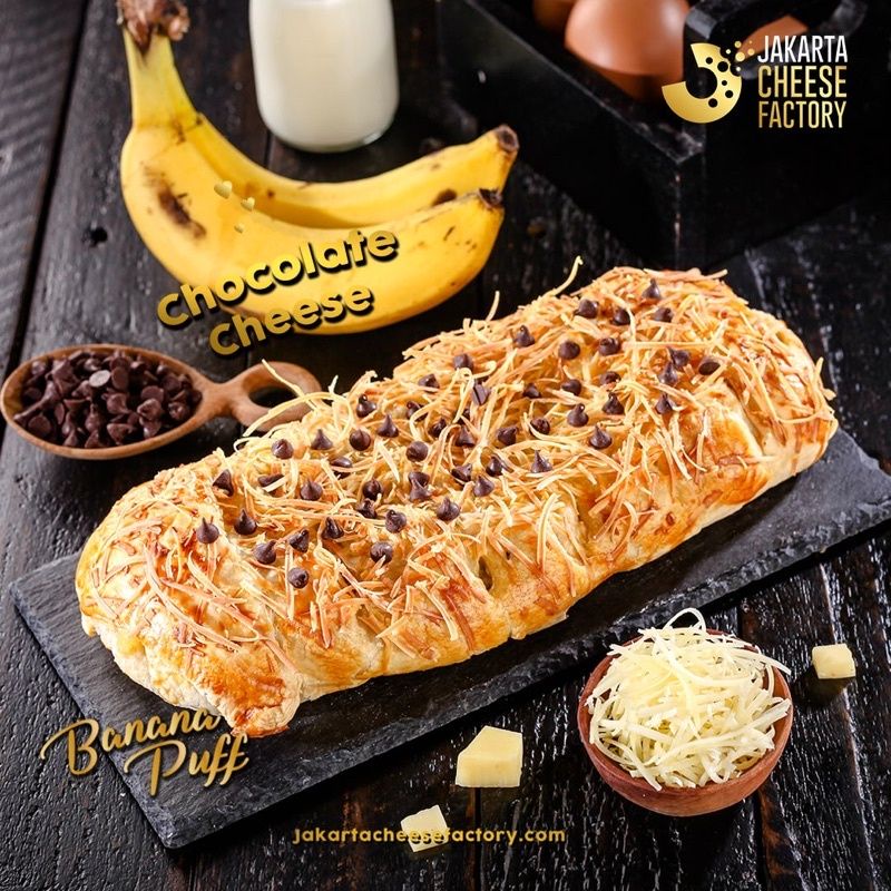 

Banana Puff Jakarta Chesee Factory