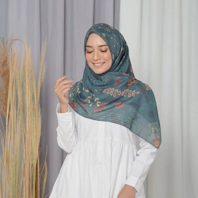 Puru Kambera Star Wars Amidala Scarf Hijab Jilbab Segiempat Voal