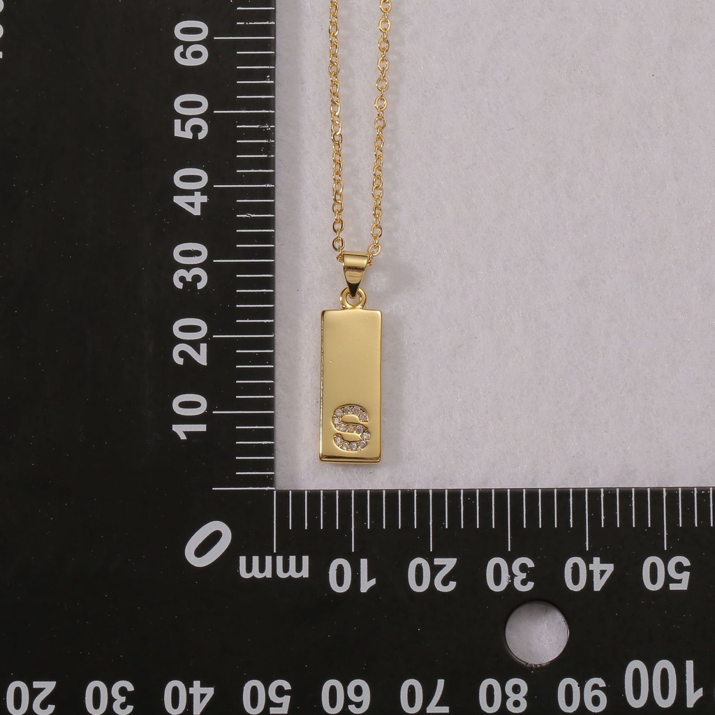 Eropa dan Amerika perhiasan ins gaya dingin 26 Bahasa Inggris huruf liontin geometris selebriti Inte