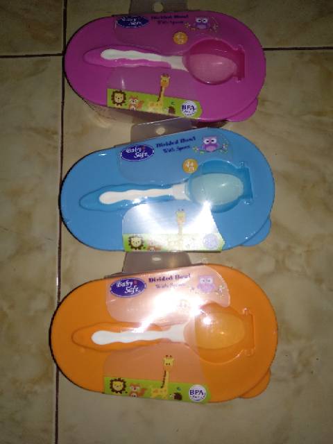 AP010 Divided Bowl With Spoon Babysafe Mangkok sekat makan bayi baby safe dengan sendok