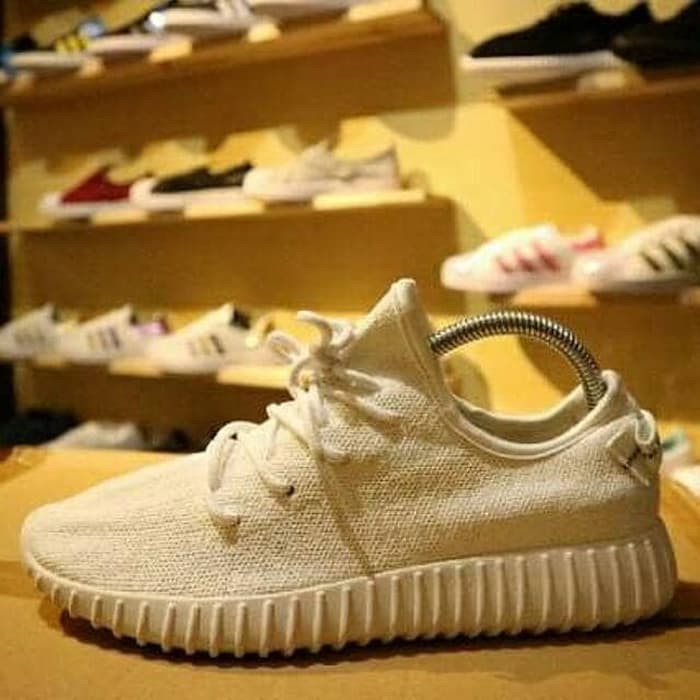 Sepatu Casual Pria Yeezy Yezzy V2 Zebra White Solid Original Vietnam