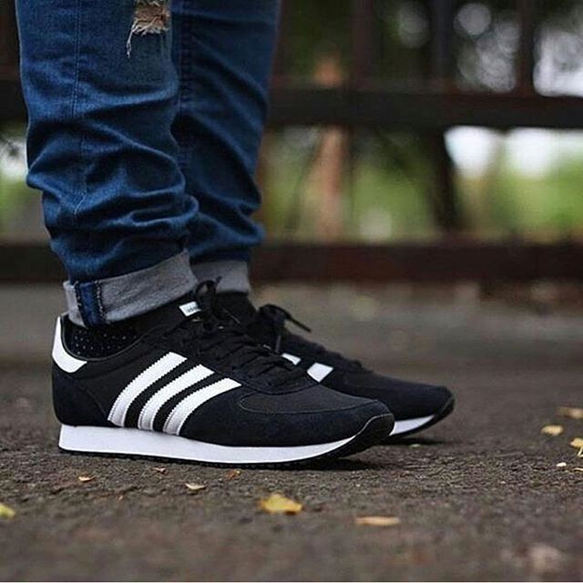 Adidas ZX Racer Black White