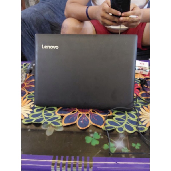 Laptop LENOVO Ideapad 330