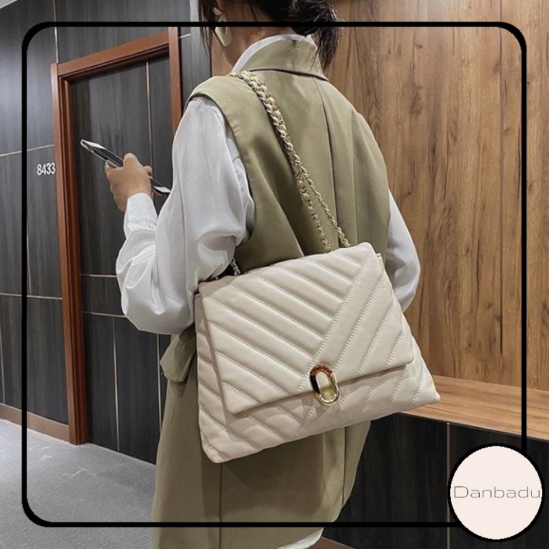 Tas Selempang Fashion Wanita Simple Elegan Import Tali Rantai