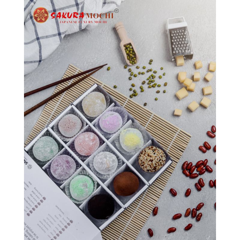 

Mochi Sakura - Sakura Mochi - Paket Medium Box Isi 12Pcs - Premium Medium Box-Mochi sakura jogja SMO