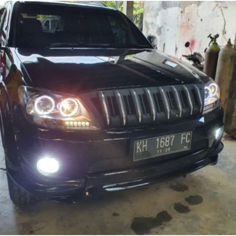 lampu depan lampu headlamp toyota fortuner 2004-2008