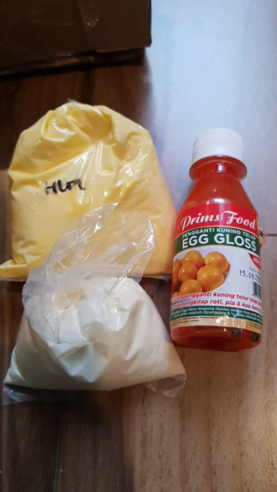 Egg Gloss Prims Food 140ml