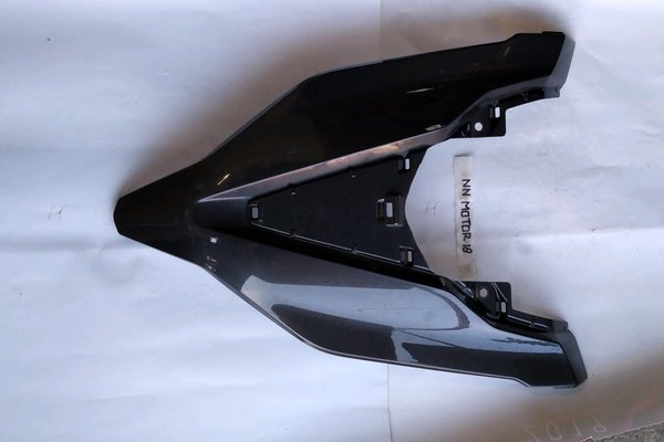 Panel Depan . Tameng Besar . Cover Panel Tameng Honda Vario 125 new Original