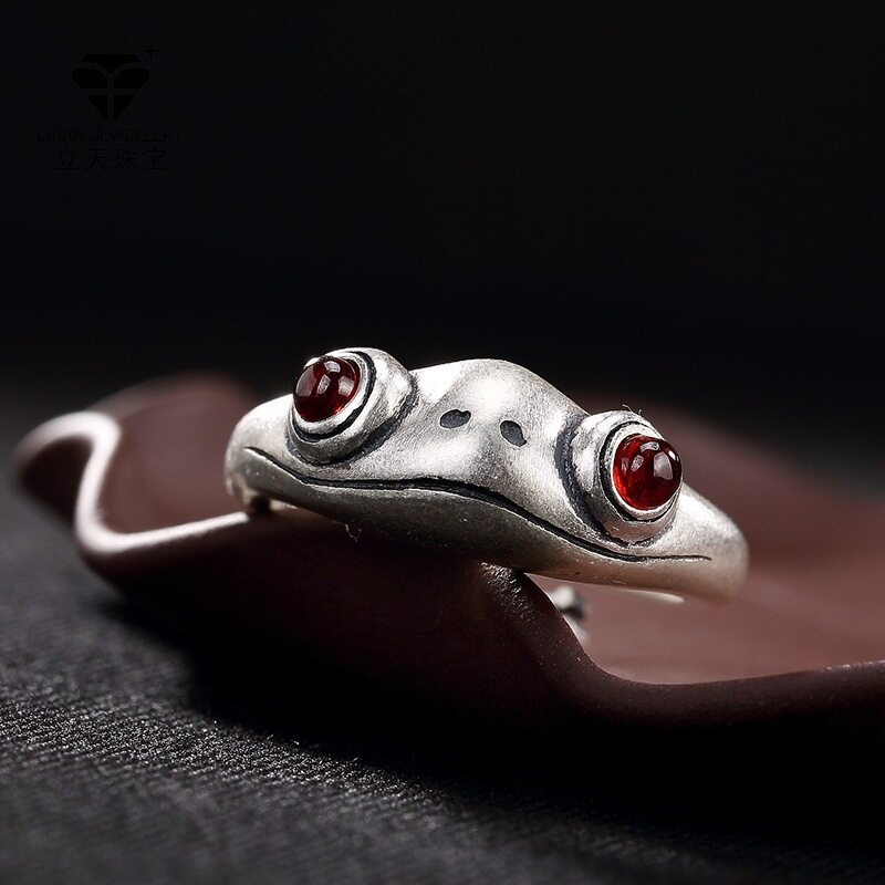 Hip Hop Garnet Stone Frog Rings Women Fashion Animal Open Ring Men Vintage Tail Adjustable Anillos Jewelry Xmas Gift Biker Ring