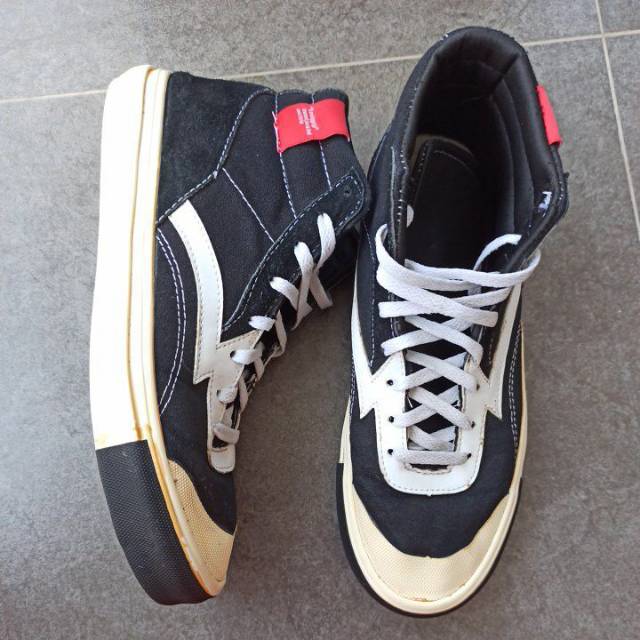 Sepatu Losing grip Hi basic black white