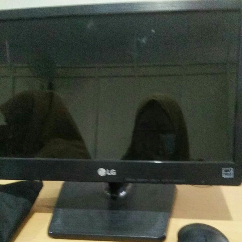 KOMPUTER PC LG 14 inch