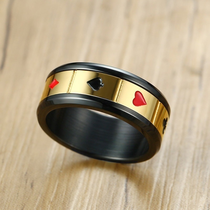 Cincin desain poker stainless steel bermata emas dan hitam yang dapat diputar Perhiasan fashion pria dan wanita