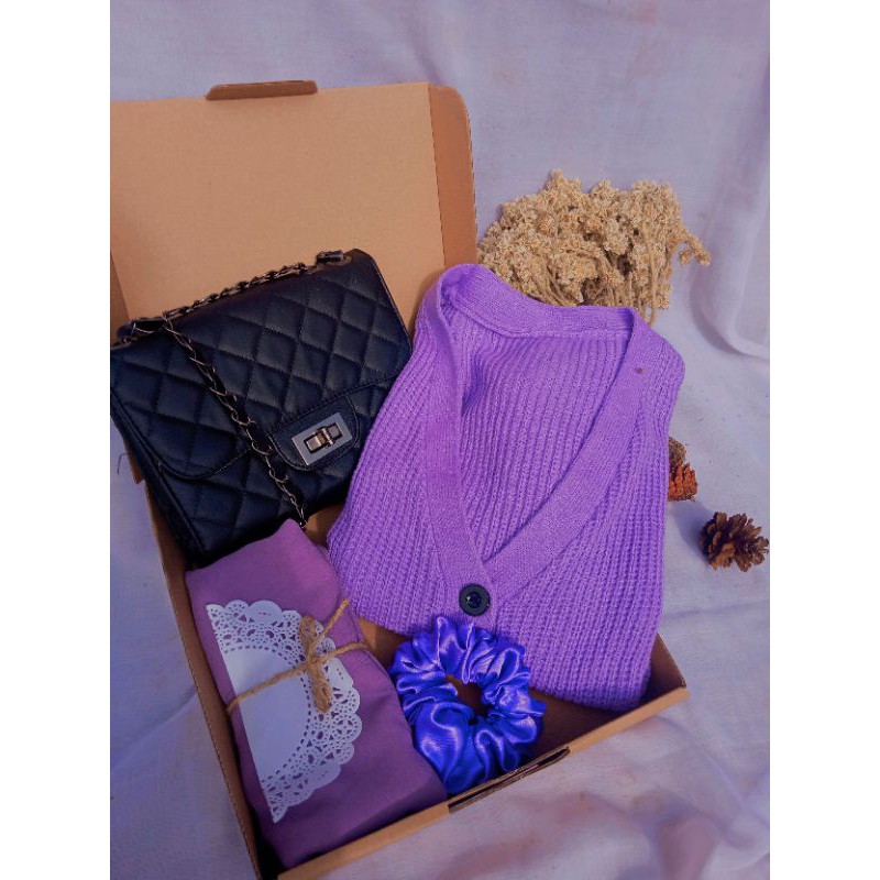 Hampers Gift Box | New Paket Ootd | Cardigan Rajut | Tas Rantai | Kado Ulangtahun | Wisuda