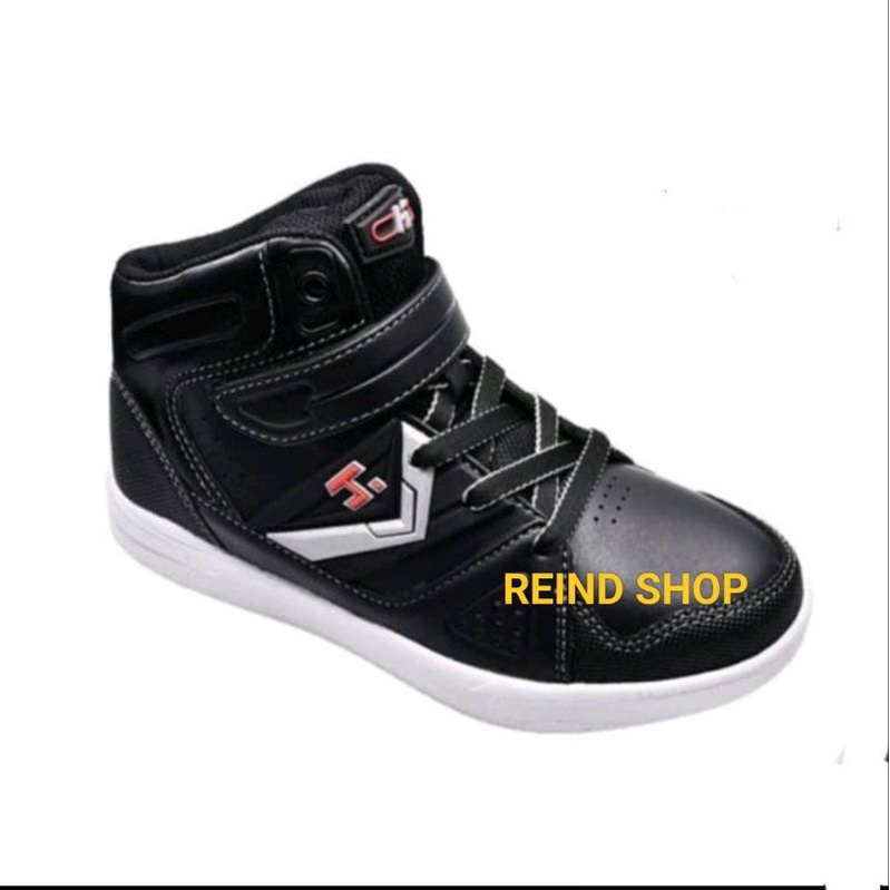 Sepatu sekolah Homyped VOLTA