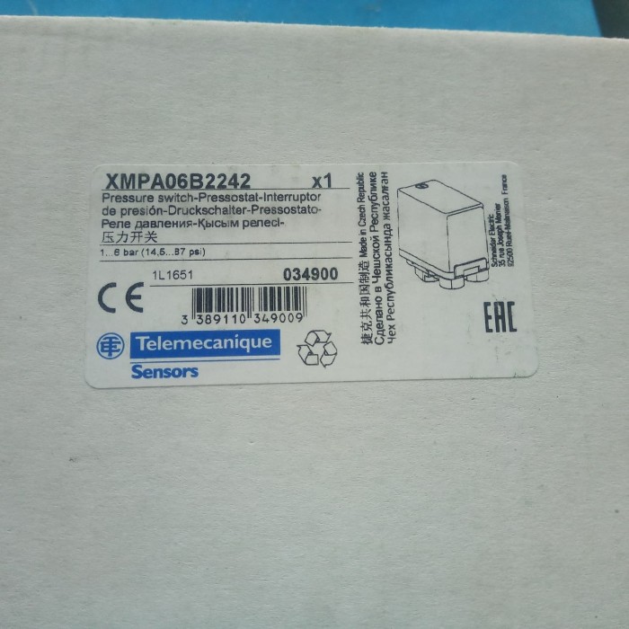 Telemecanique Sensor - Pressure Switch Connection 3/8" Female (6bar)