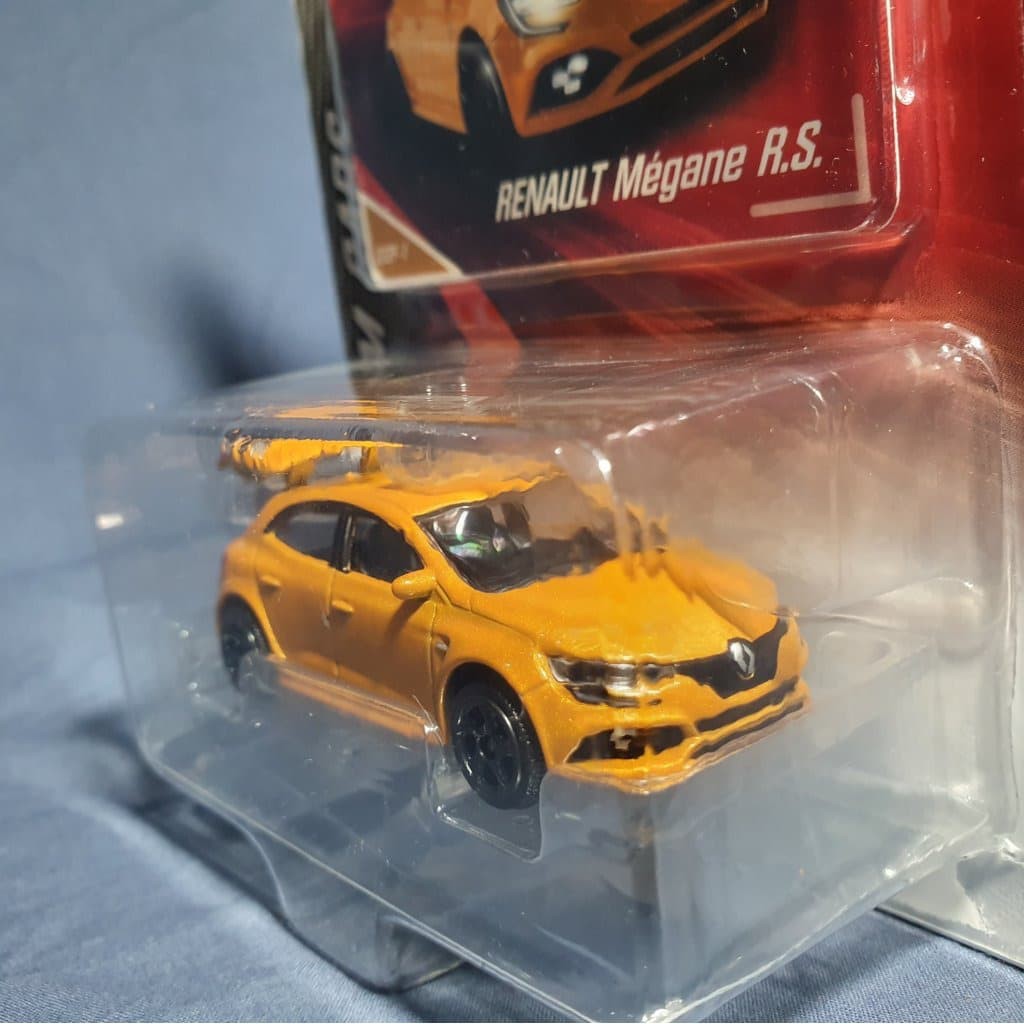 gratis Diecast Majorette Premium mobil Renault Megane RS skala 1:64