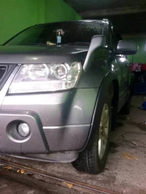 Over Fender grand Vitara model ori