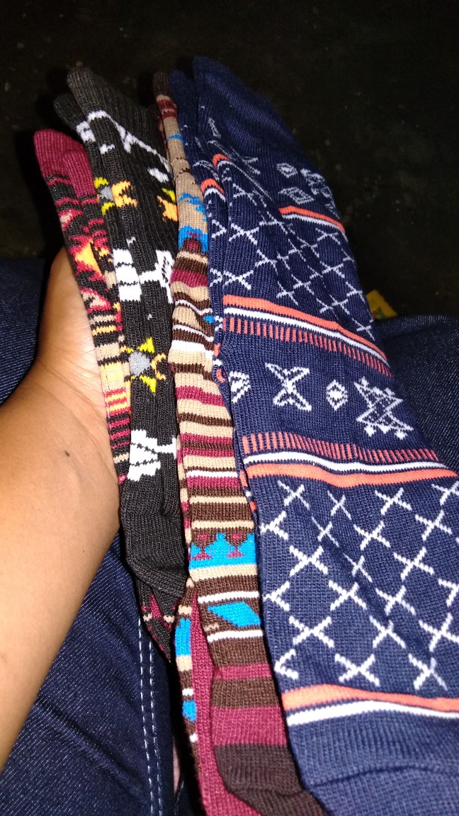 Skuybor pattern tribal  socks kaos  kaki  motif tribal  