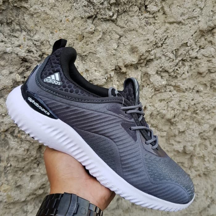 SEPATU WANITA ADIDAS ALPHABOUNCE RUNNING JOGGING FITNES SNEAKERS SPORT - Man Variant- 39