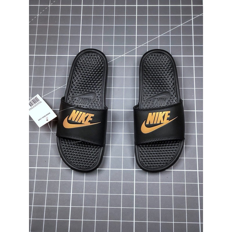 black non slip shoes womens nike