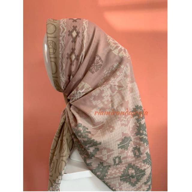 Ria miranda - mina scarf