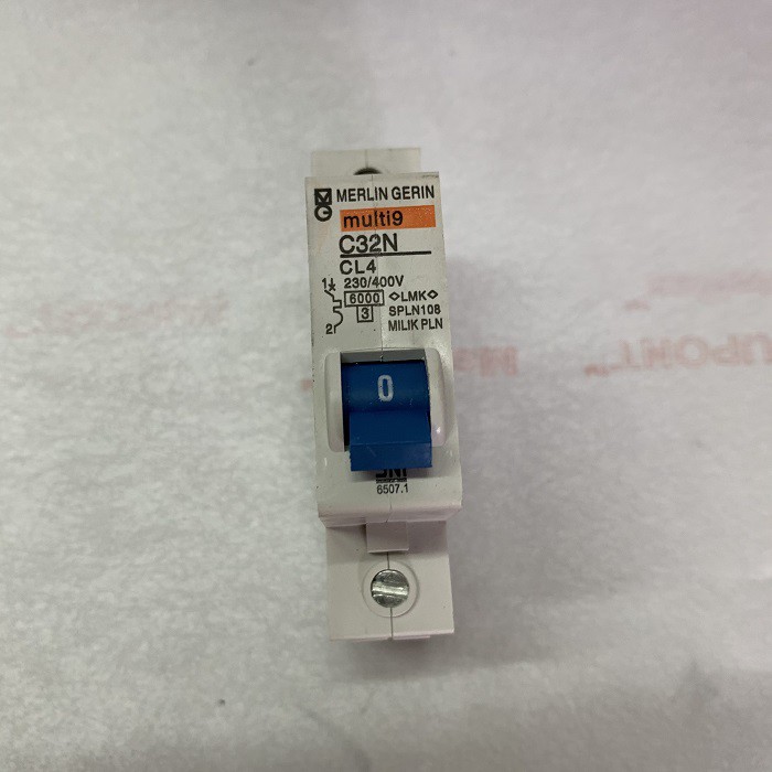 MCB Merlin Gerin Biru Schneider CL4 1 Phase 4 Amper 6 Amper 10 Amper 16 Amper 4A 6A 10A 16A Ampere