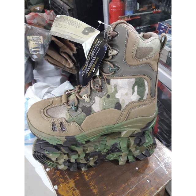 Dijual sepatu magnum spider loreng Limited